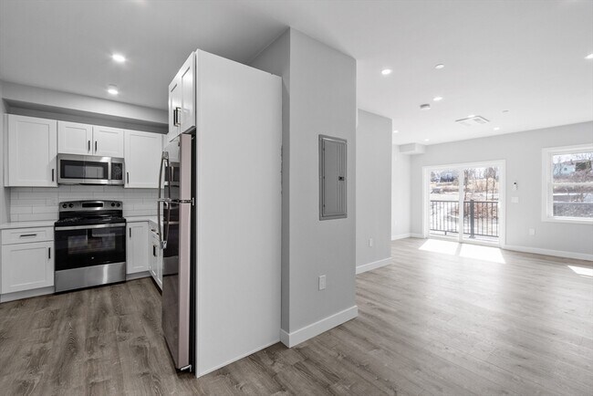 Photo - 631 Franklin St Unit 209