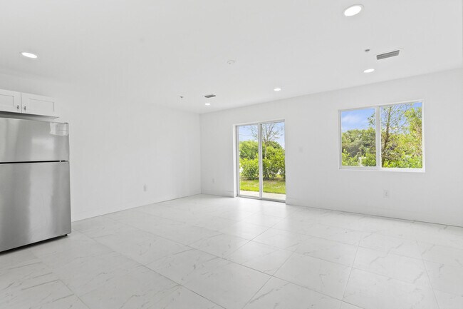 Photo - 4498 SW Port St Lucie Blvd