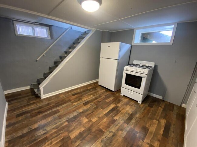 Photo - 2414 Reed Ave