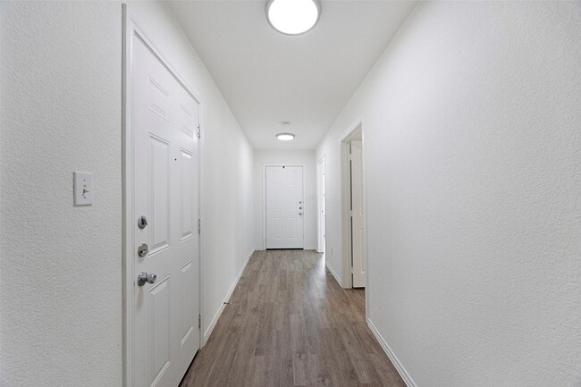 Photo - 1605 Village Park Trail