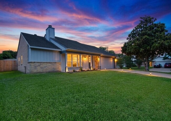 Photo - 22831 John Rolfe Ln