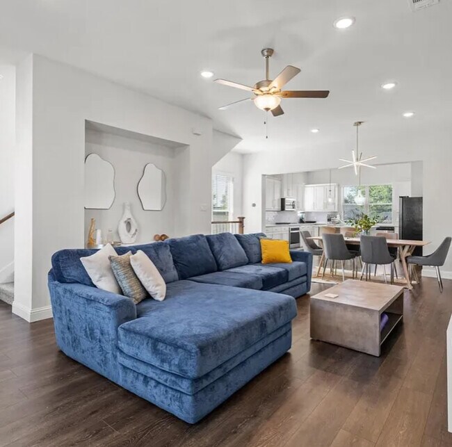 Photo - 2228 Palomino St