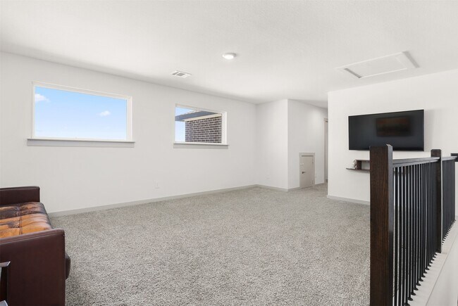 2421 Mar Vis Ln