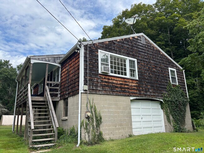 Photo - 30 Hopyard Rd
