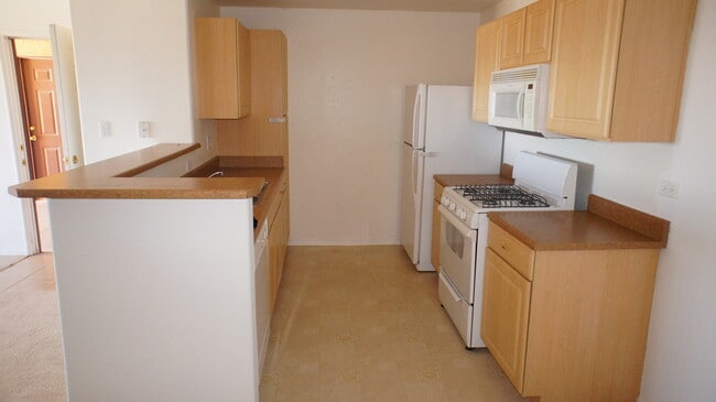 Photo - NORTHWEST 2 BEDROOM, 2 BATHROOM CONDO, ALL APPLIANCES INCLUDED!