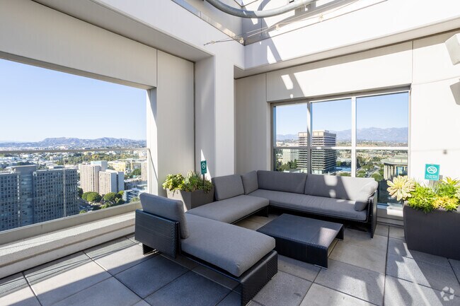 Penthouse Lounge and Patio