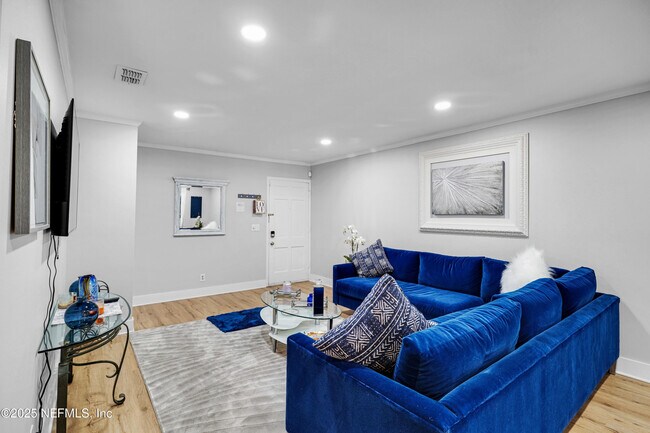 Photo - 4315 Plaza Gate Ln S Unit 202