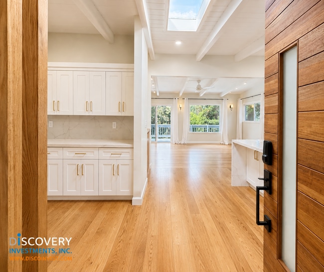Photo - 6323 Girvin Dr