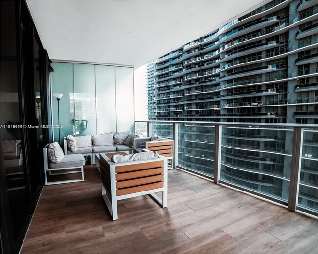 Photo - 1010 Brickell Ave Unit 2611