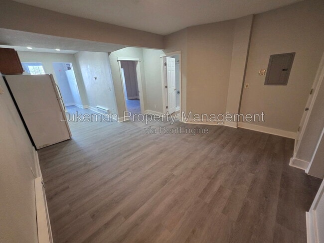 Photo - 1338 Portage Street