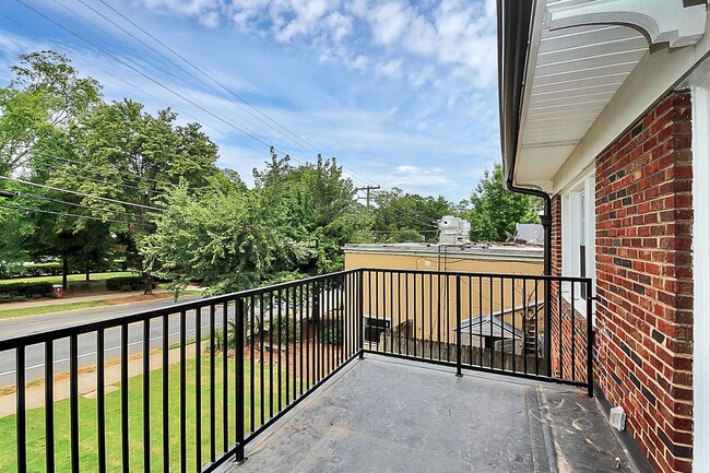 1620 East Blvd Unit #2