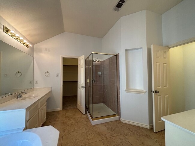 Photo - 10640 Line Berry Ln