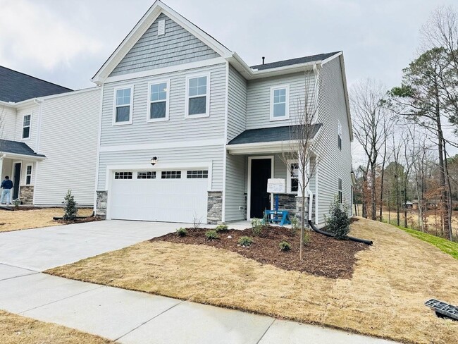 Photo - Single Family 4 Bedroom 3 Bathroom for Rent - Guest Bedroom Down