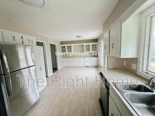 Photo - 5141 Raven Oaks Cir