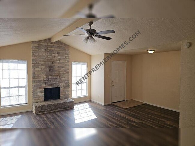 Photo - 5023 Fitzwater Dr