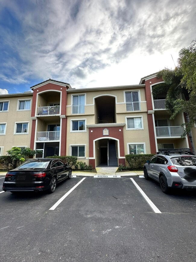 Building Photo - 7085 Nova Dr Unit 320