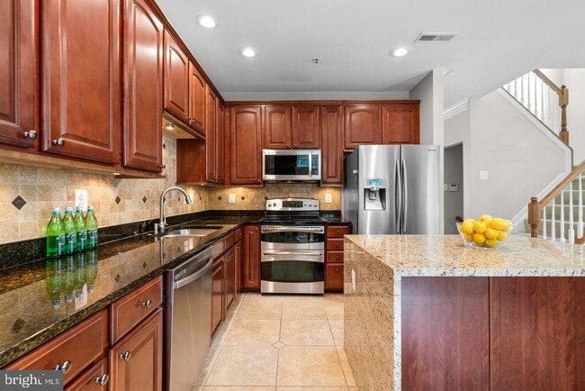 Photo - 7592 Cherrybark Oak Ln