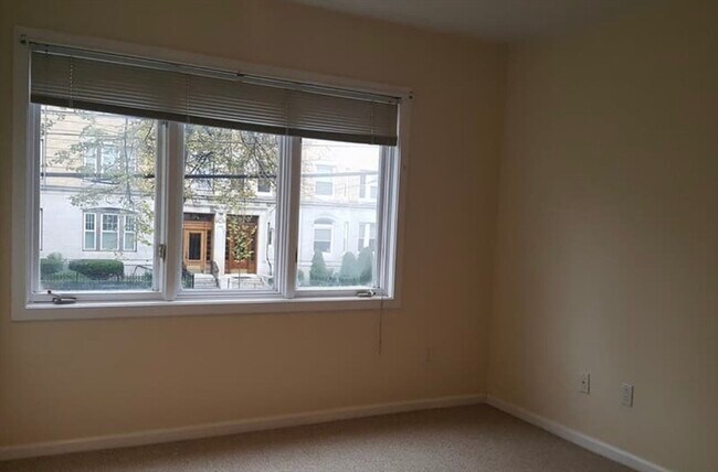 60 Longwood Ave Unit 3##