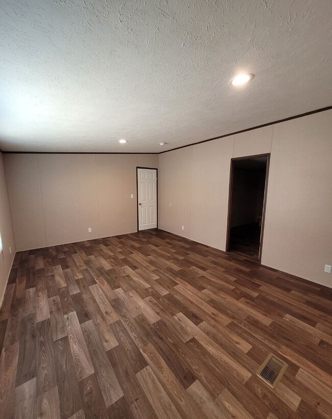 165 Silver Cir