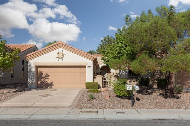 Building Photo - Sun City Summerlin in the Golf course Rental