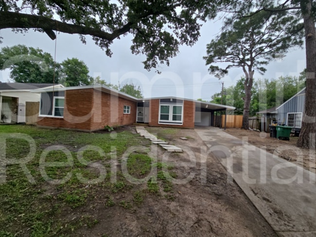 Building Photo - 6813 Hazen St