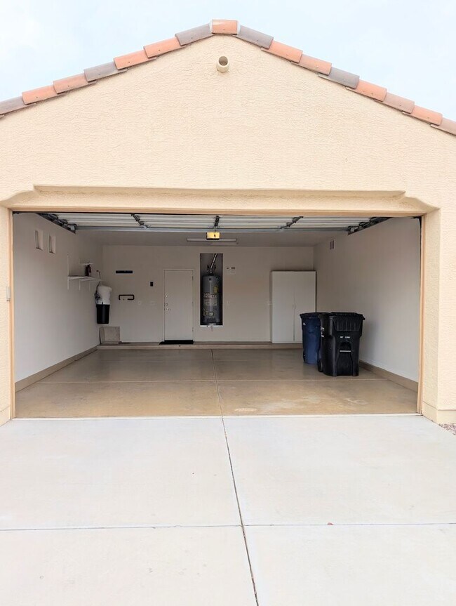 Photo - AVAILABLE NOW IN GREAT CHANDLER LOCATION!!!