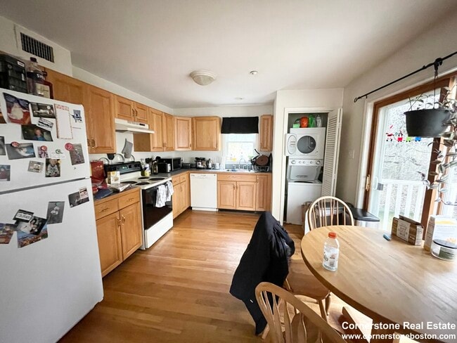 Photo - 62 Hillside St Unit 1