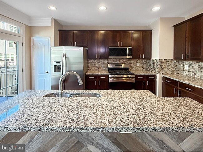 Photo - 11922 Weybridge Lane