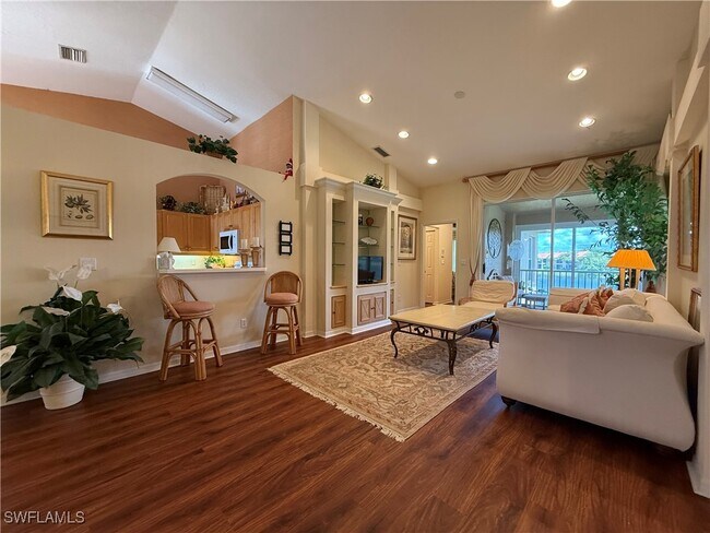 Photo - 6580 Huntington Lakes Cir Unidad 202