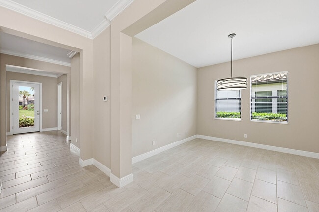 Photo - 4722 Formosa Dr