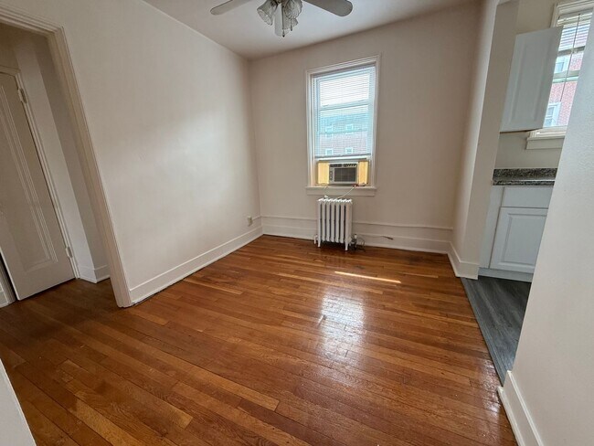 Photo - 101-129 Central Square Unidad 126 Central Square -  04