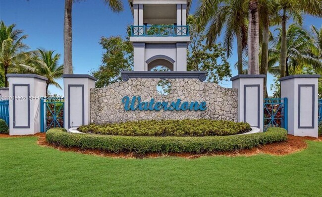 Photo - 3725 NE 23rd Ct