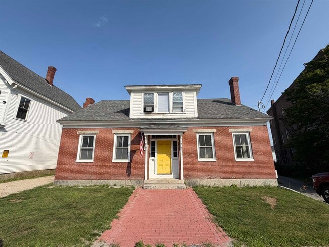 Building Photo - 4 Washington St Unit 4C