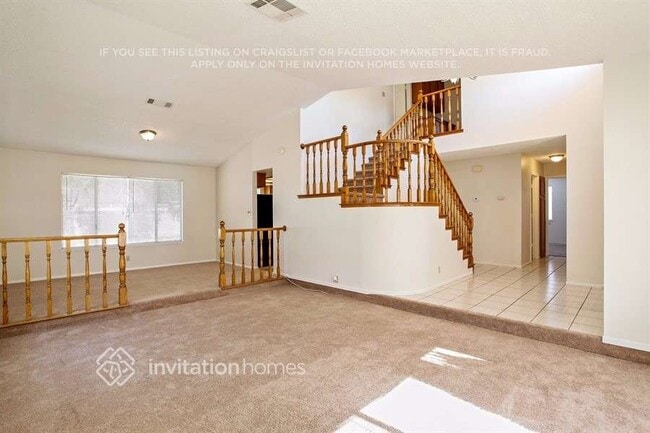 Photo - 610 E Eldorado Ln