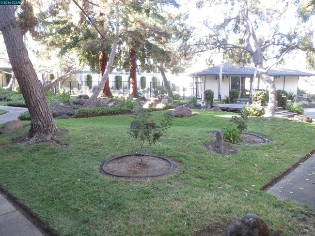 Photo - 1591 Ellis St Unit 220