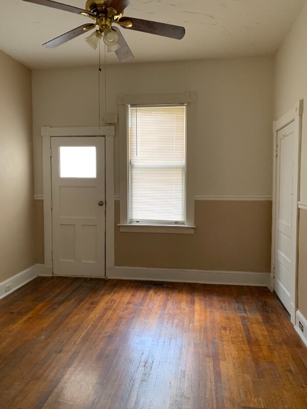 Photo - 4502 Fernhill Ave