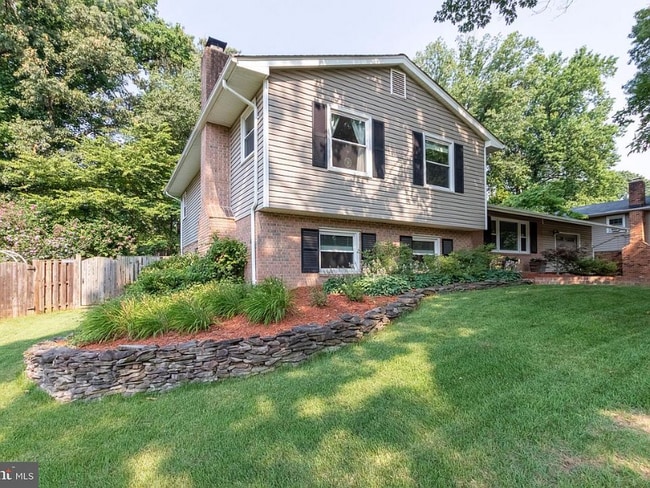 Photo - 3428 Holly Rd