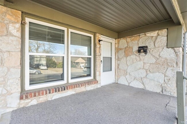 Photo - 1406 Sheffield Rd