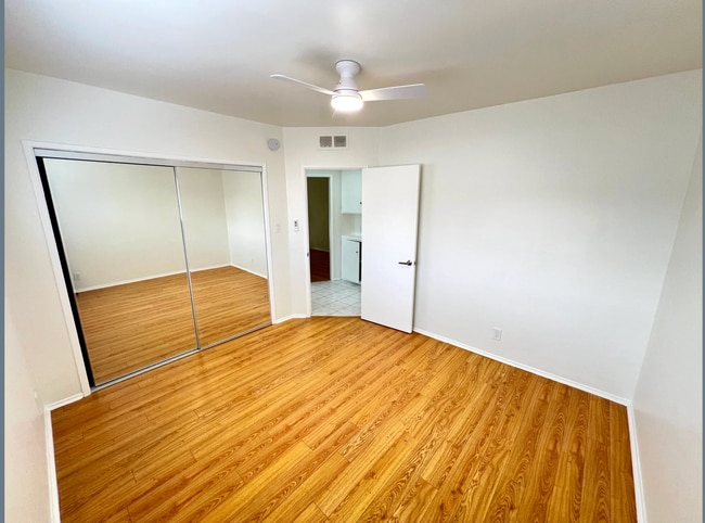 1326 Amherst Ave Unit 8