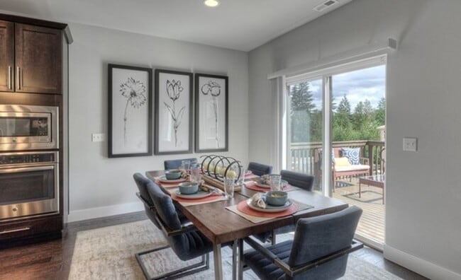 Photo - A Charming and Cozy 4 Bed 3.5 bath home in...