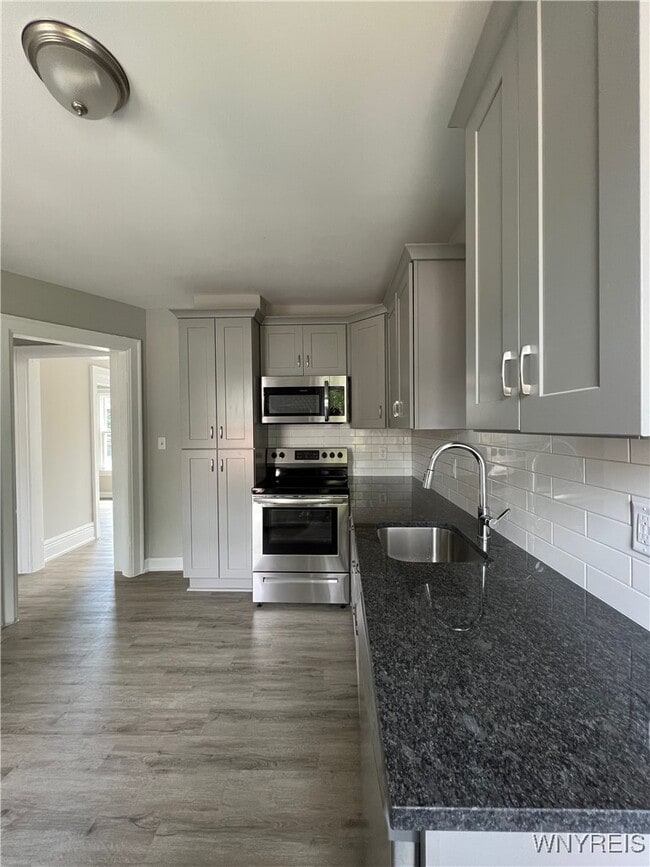 Photo - 355 Plymouth Ave