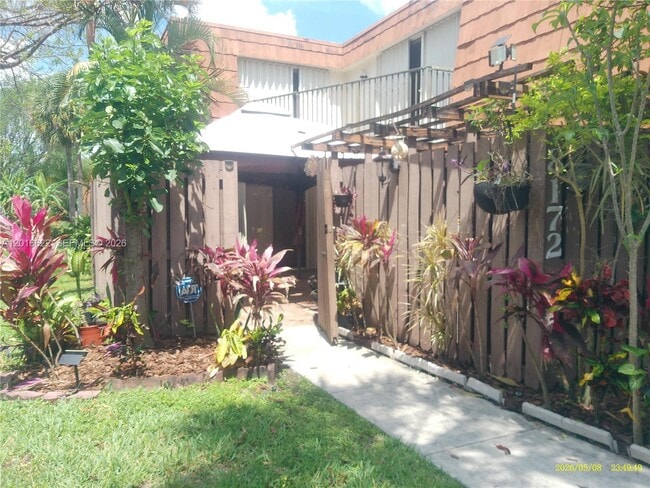 Photo - 8172 S Coral Cir