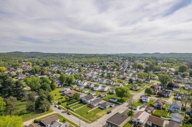 Photo - Beautiful 1 bedroom home with BONUS room in Natrona Heights available April 1!