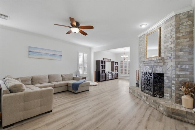 Photo - 4704 Broadmoor Dr