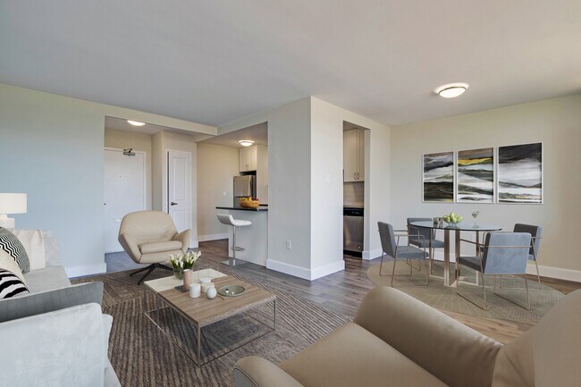 Photo - 2801 Jane St