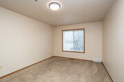 2BR, 2BA - 980SF - Primary Bedroom