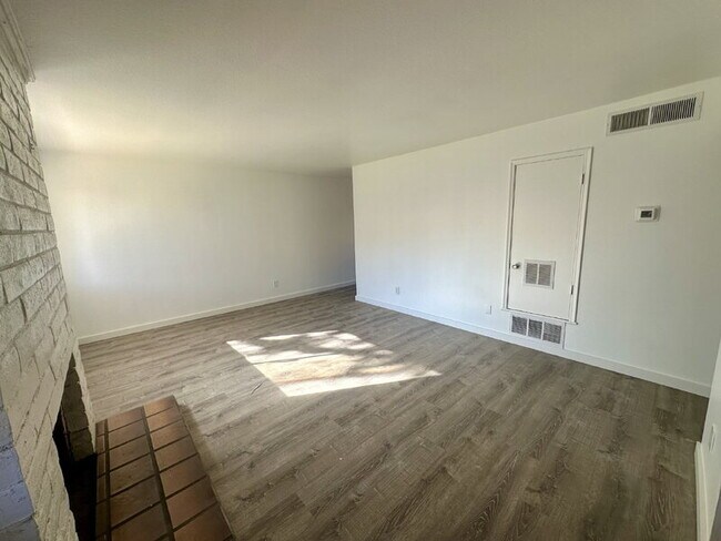 Photo - 2725 S Rural Rd Unit #12