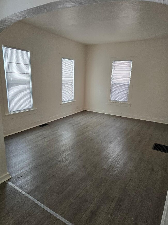 Photo - 310 Reed Ave