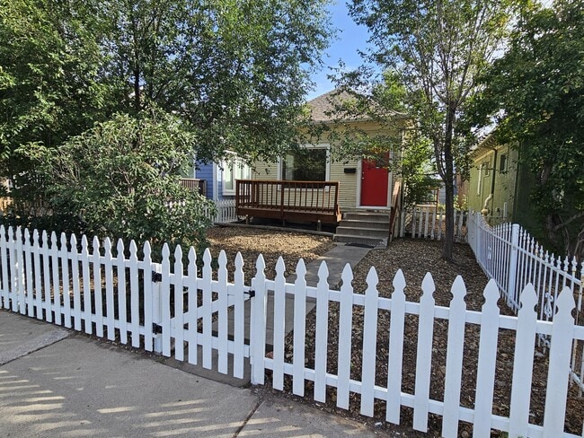 Photo - 906 W Colorado Ave