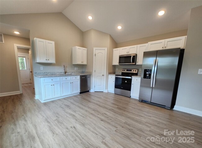 Photo - 30 Stricker Ave NW